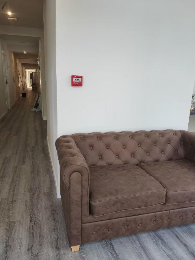 Hostal Golden 21*** Madryt Zewnętrze zdjęcie