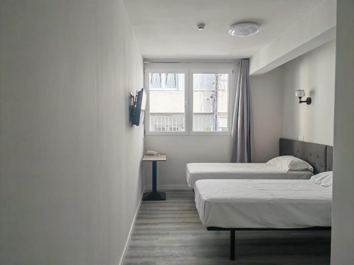 Hostal Golden 21*** Madryt Zewnętrze zdjęcie